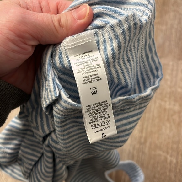 Cute lion overall 9 month size - Picture 4 of 4